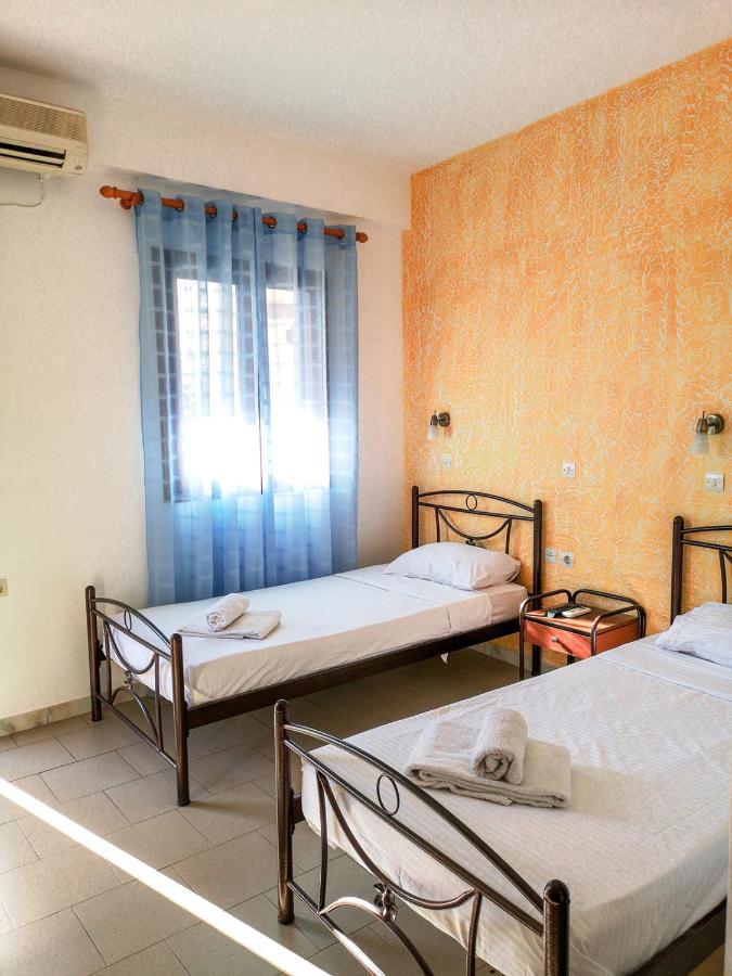 Villa Dima Perissa (Santorini)