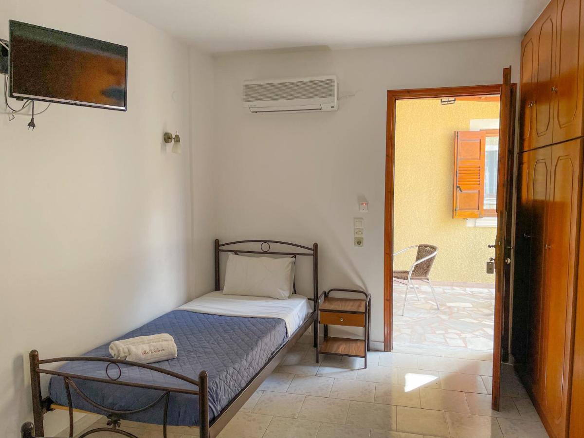 Dima Apart Otel Perissa (Santorini)