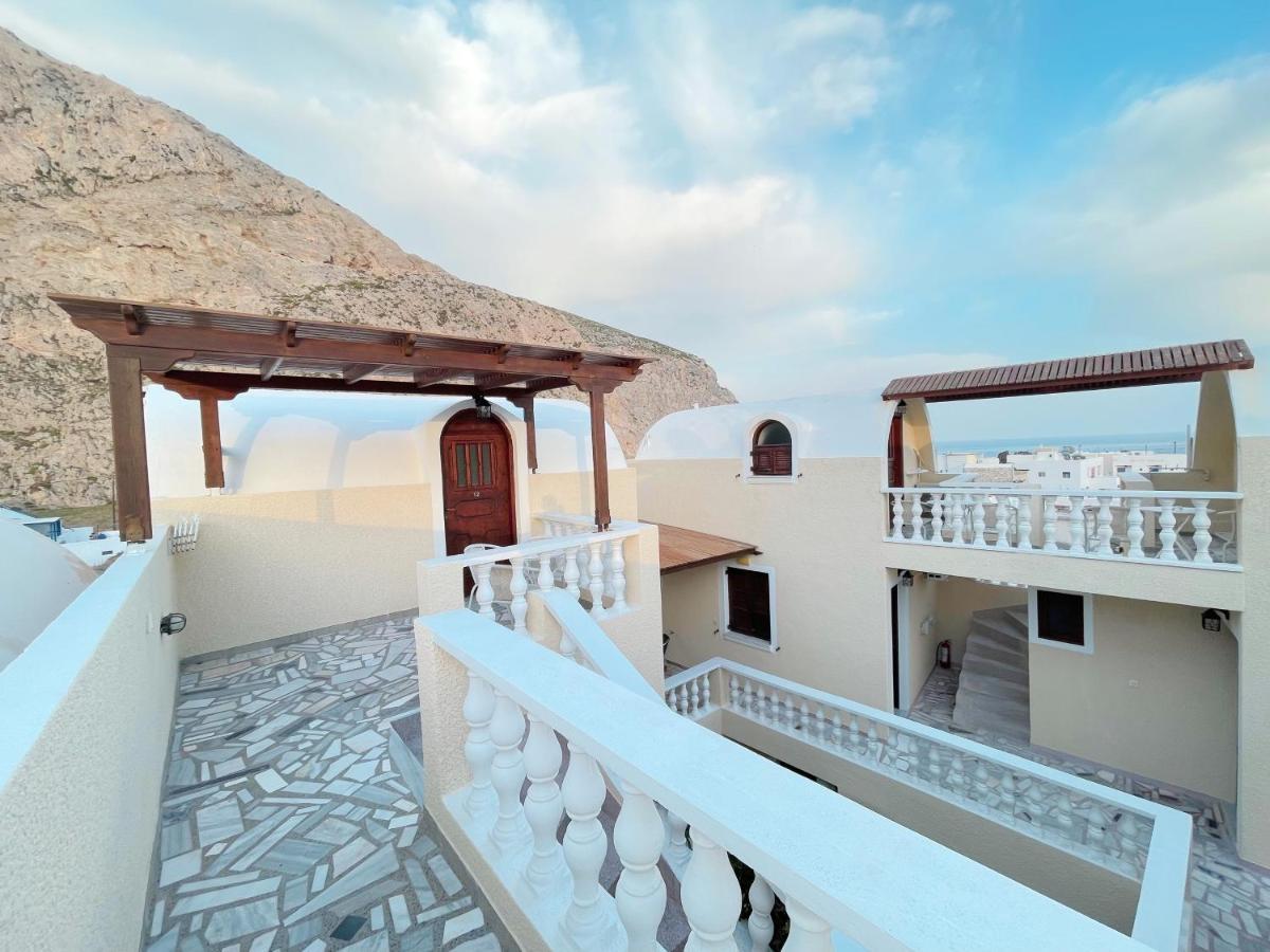 Dima Perissa (Santorini)