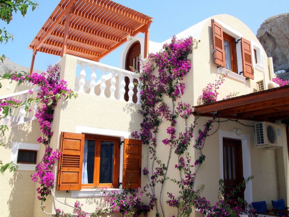 Dima 2* Perissa (Santorini)