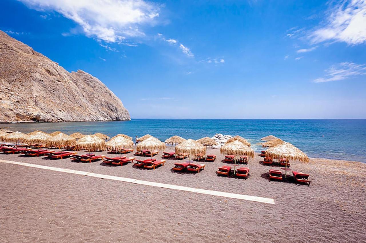 Dima Perissa (Santorini)