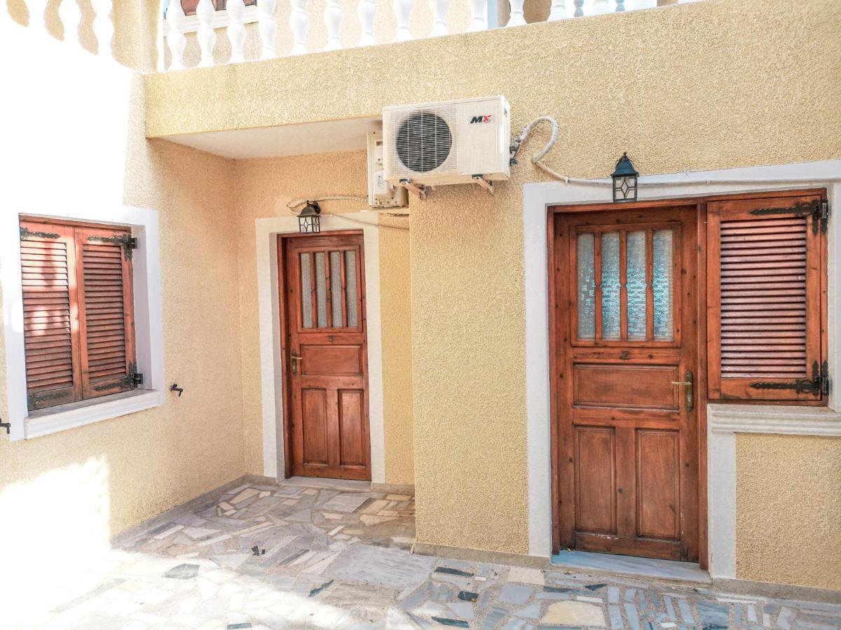 Dima 2* Perissa (Santorini)